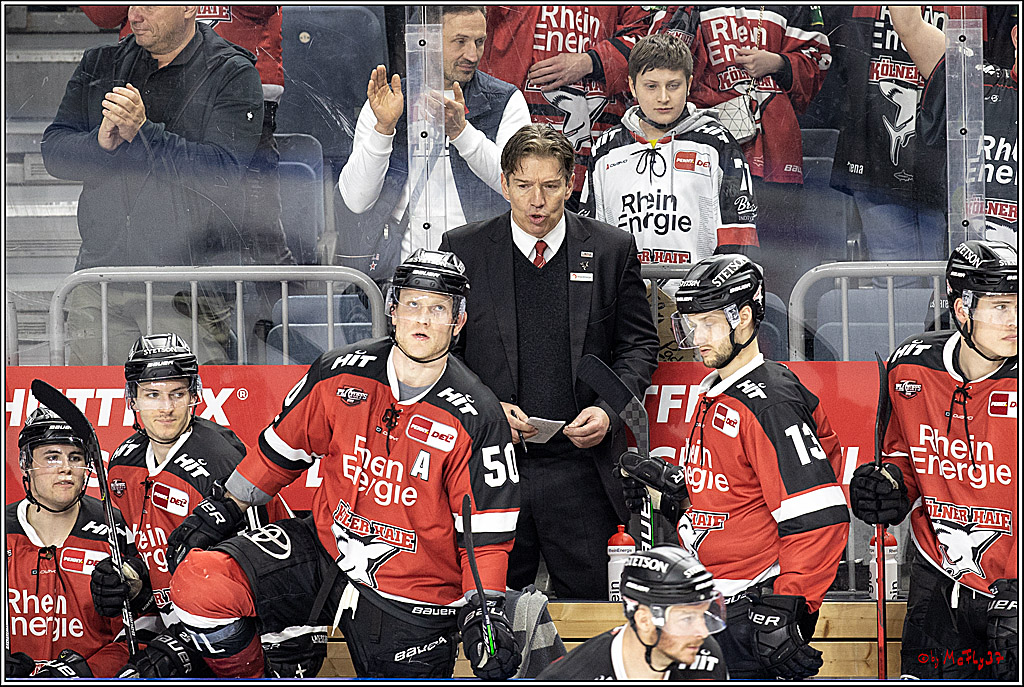 PENNY DEL 1. Playoff Runde;  Koelner Haie - ERC Ingolstadt; Koeln, 05.04.2022